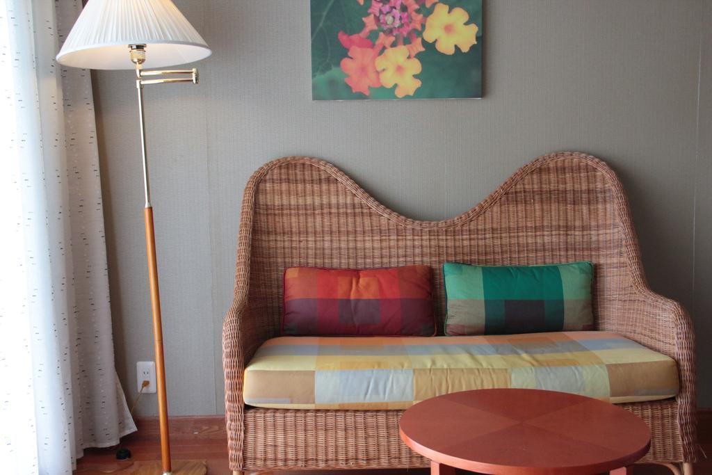 Okinawa Kariyushi Beach Resort Ocean Spa Onna Exterior photo
