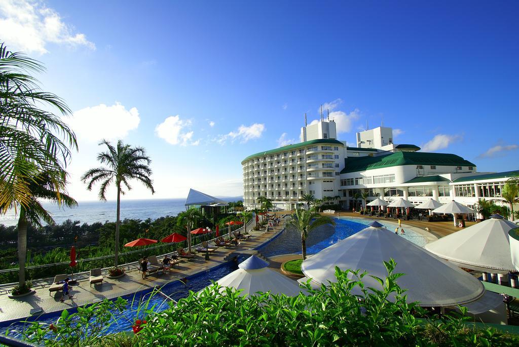 Okinawa Kariyushi Beach Resort Ocean Spa Onna Exterior photo