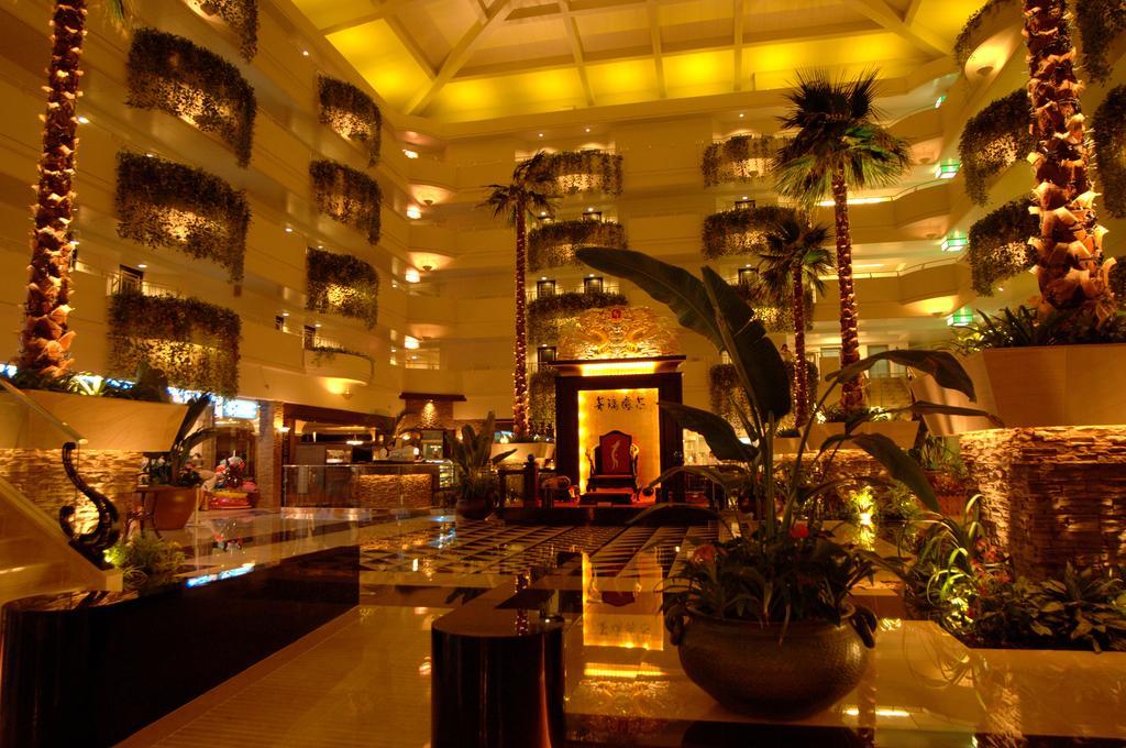 Okinawa Kariyushi Beach Resort Ocean Spa Onna Exterior photo